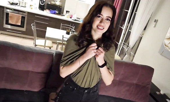 Ростовская студентка-шлюшка, снова трахается с другом на камеру!