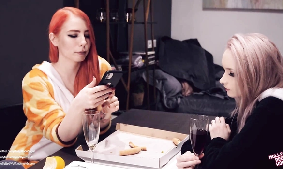 Всегда хотела секса с подругой и сегодня этот день настал!