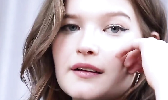 Пришла в гости в компанию парней