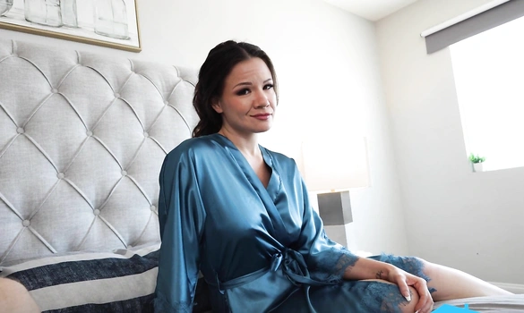 Мачеха хочет секса с тобой - в разных ситуациях..